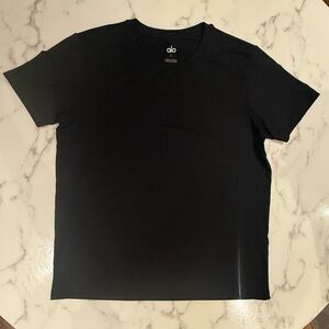 Alo Conquer Reform Crewneck Short Sleeve - Size Large